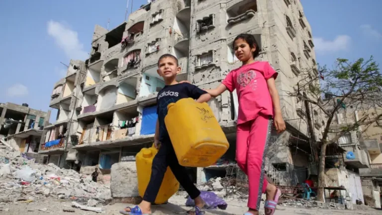 पैग़ंबर मोहम्मद पर आपत्तिजनक बयान देने के बाद आख़िर कहाँ हैं यति नरसिंहानंद?